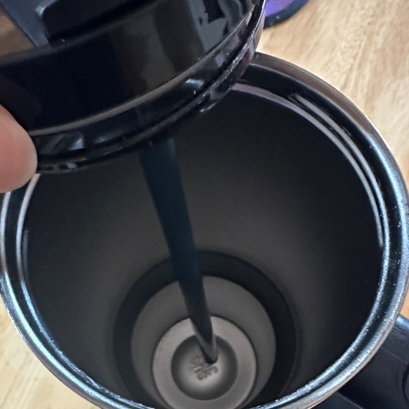 Stanley 40 oz wicked Dark Green and Black Tumbler with Straw never used. 2024 - Picture 5 of 7